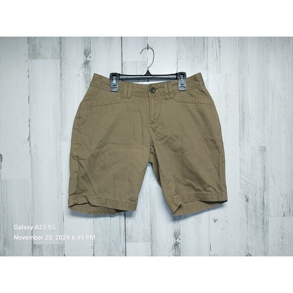 Eddie Bauer Legend Wash Chino Shorts Women's P4 Size 4 Petite - Picture 1 of 7
